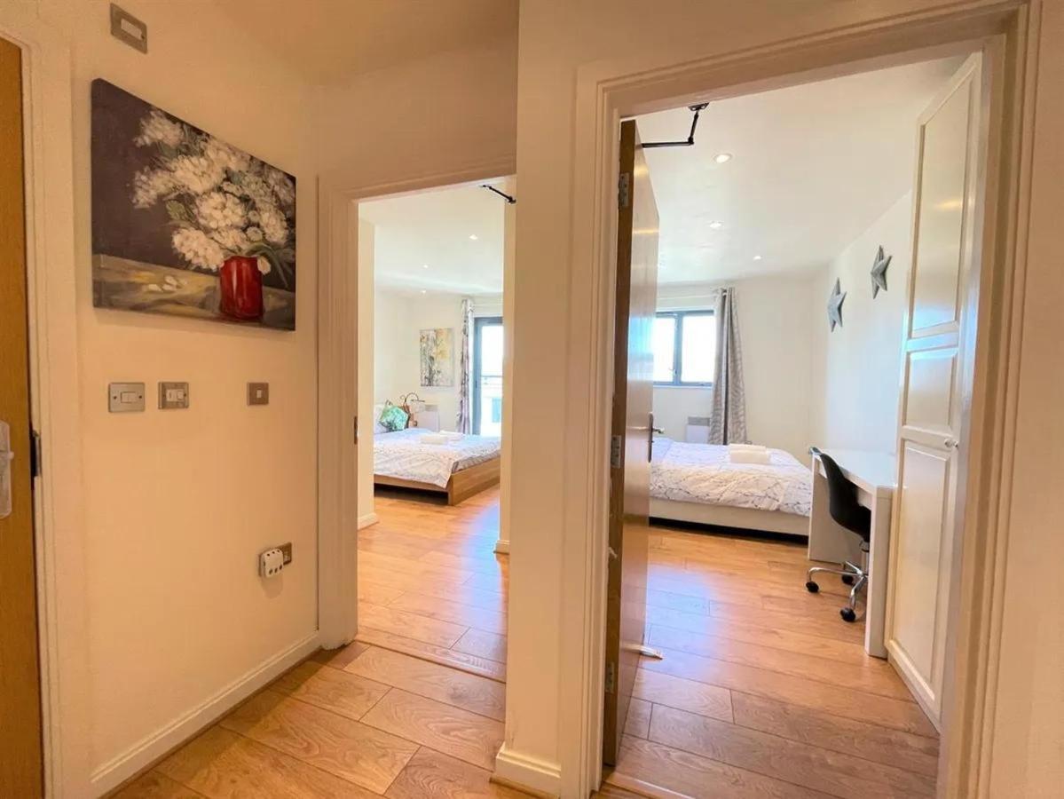 Holiday Home Суонси Экстерьер фото