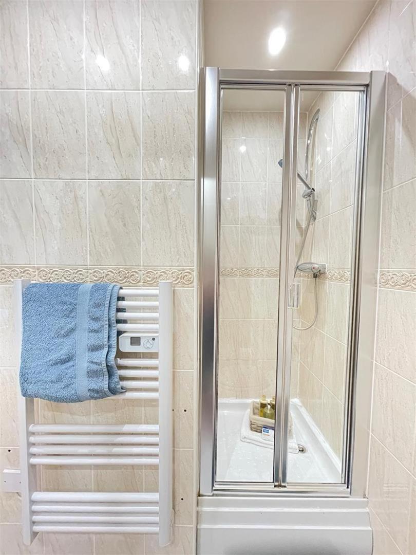Holiday Home Суонси Экстерьер фото